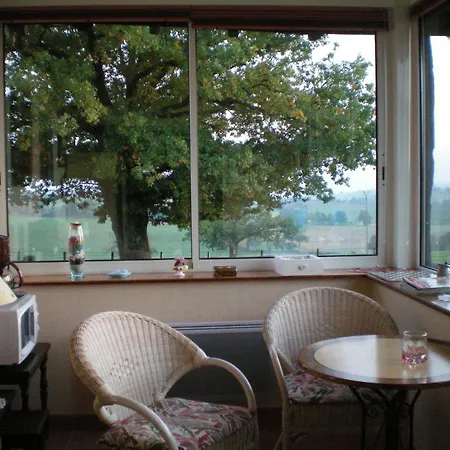 La Ferme Fleurie Bed & Breakfast Bourg-de-Thizy